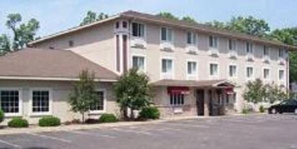 Budget Host Inn & Suites North Branch Екстер'єр фото